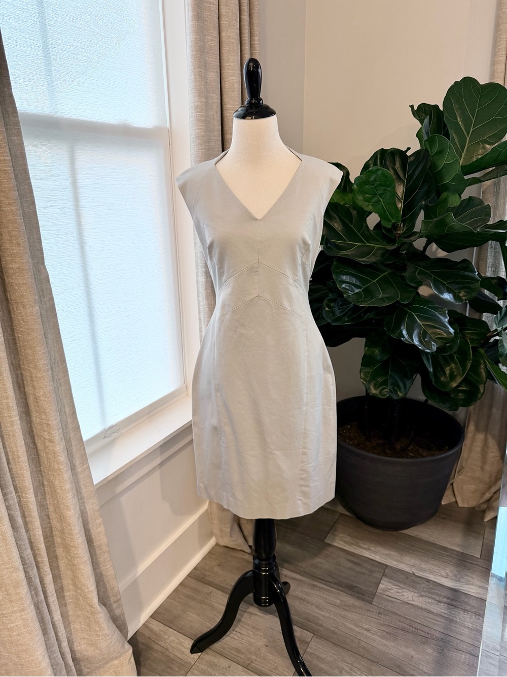 Banana Republic Sleeveless V-Neck Work Dress in Crystal Blue